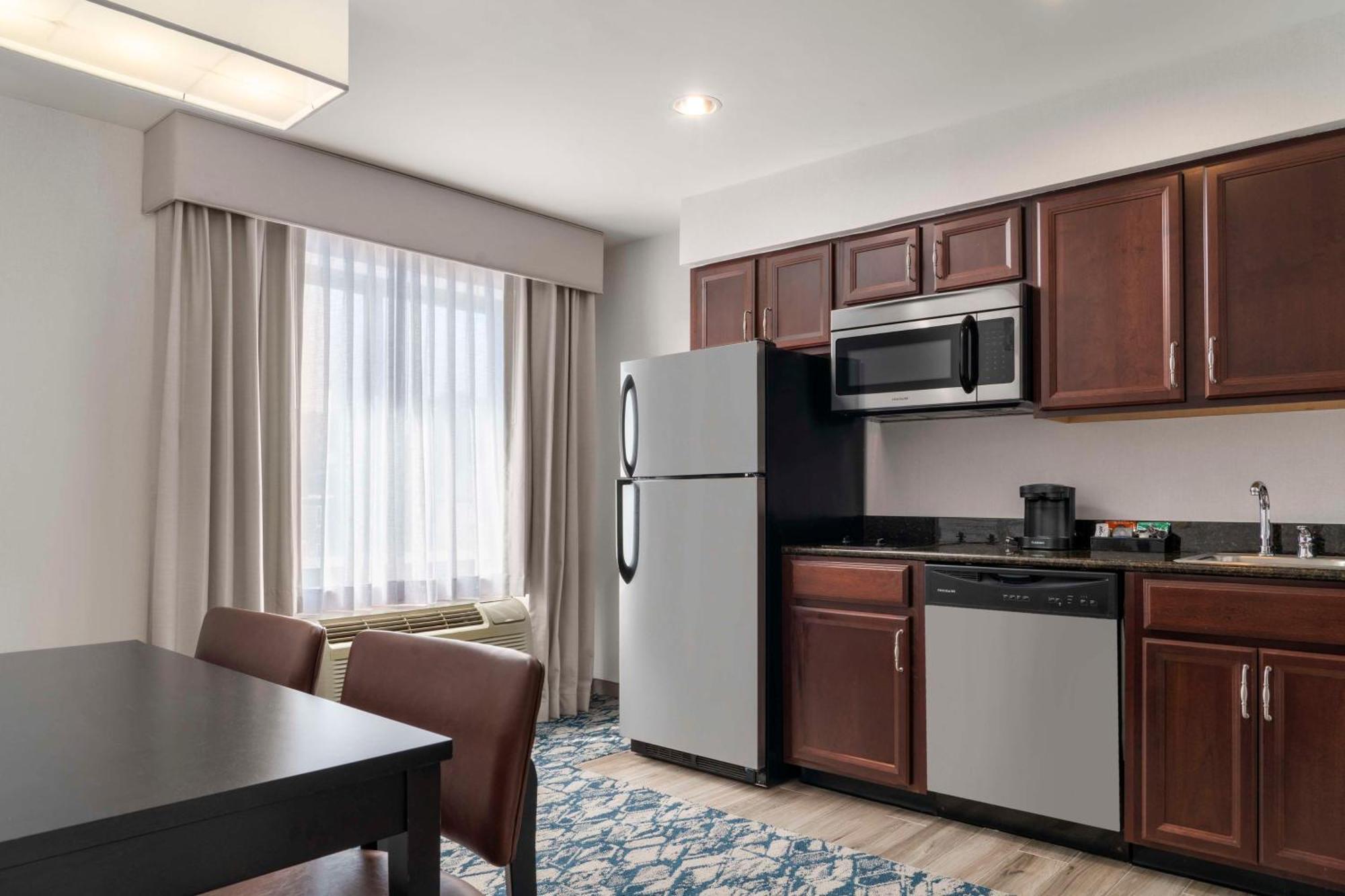 Homewood Suites By Hilton Boston Cambridge-Arlington, Ma Exterior photo
