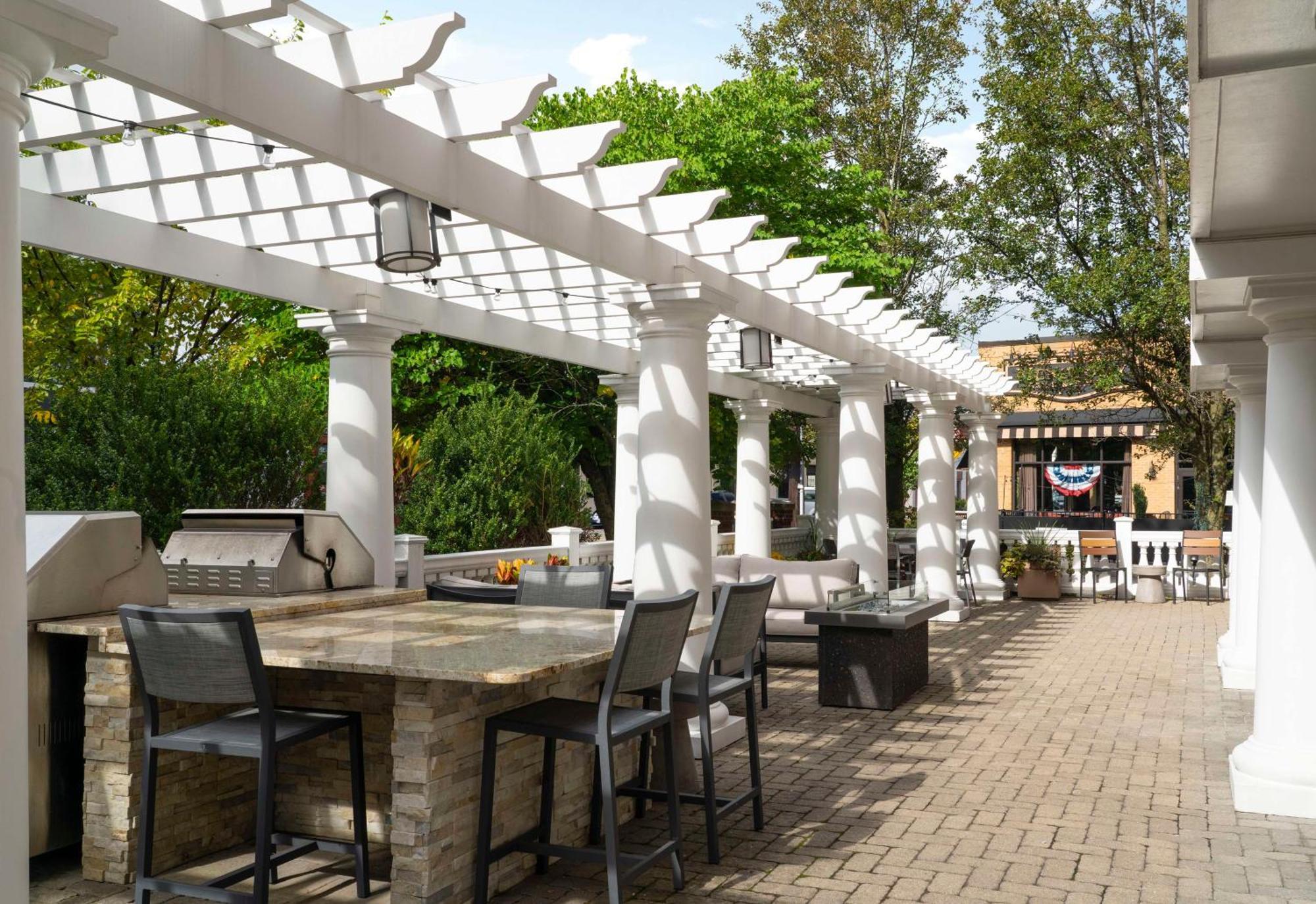 Homewood Suites By Hilton Boston Cambridge-Arlington, Ma Exterior photo